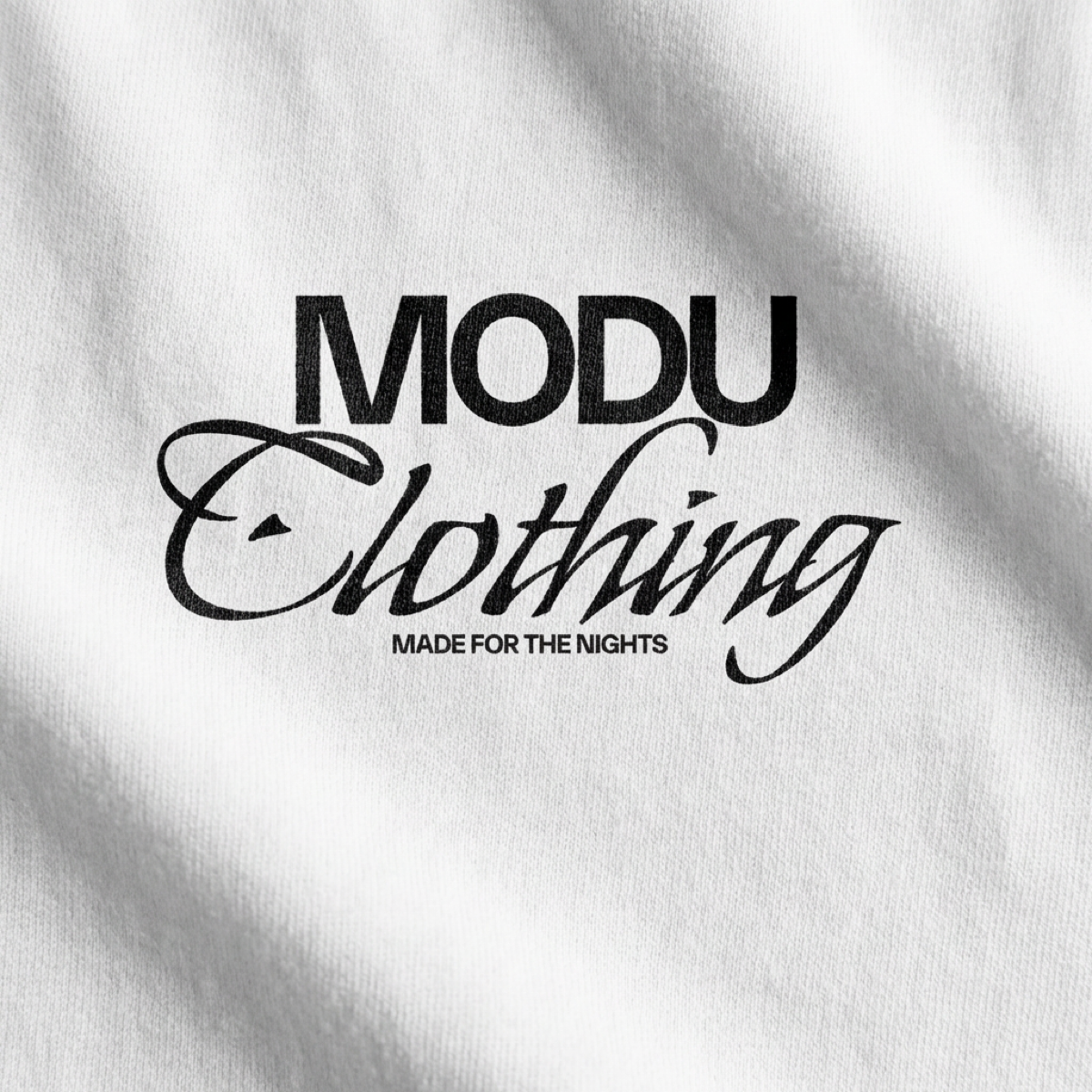 ESSENTIAL. Oversized Shirt